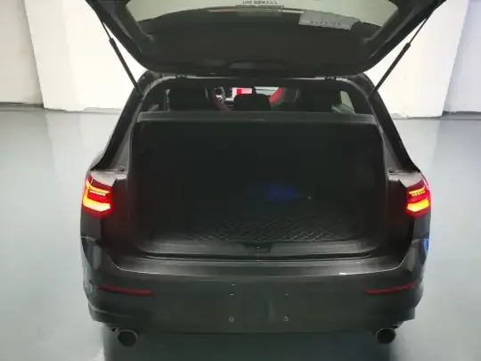 Volkswagen Golf GTI 2021 (81800 км)