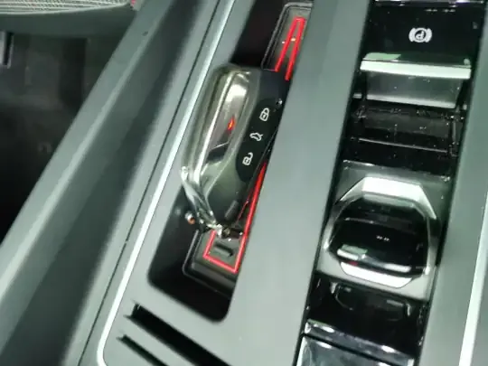 Volkswagen Golf GTI 2021 (81800 км)