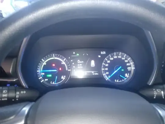 Toyota Crown Kluger 2021 (61100 км)