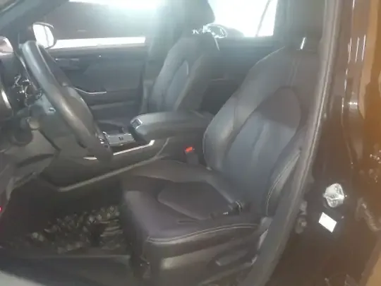 Toyota Crown Kluger 2021 (61100 км)
