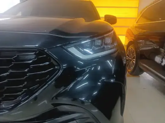Toyota Crown Kluger 2021 (61100 км)