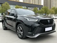 Toyota Crown Kluger 2021 (61100 км)