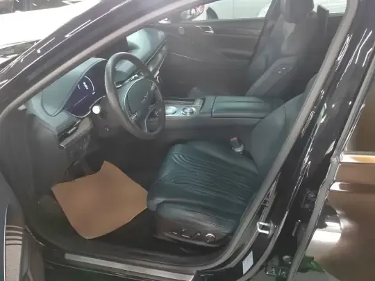Genesis G80 2021 (43500 км)