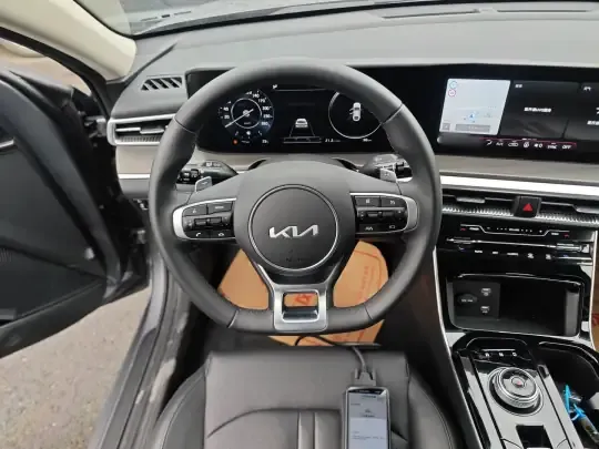 Kia K5 2021 (100 км)