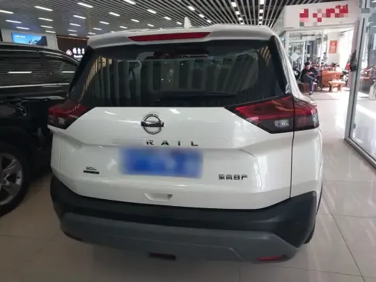 Nissan X-Trail 2021 (74700 км)