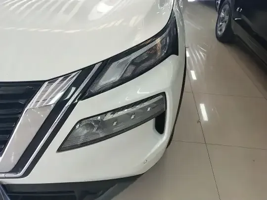 Nissan X-Trail 2021 (74700 км)