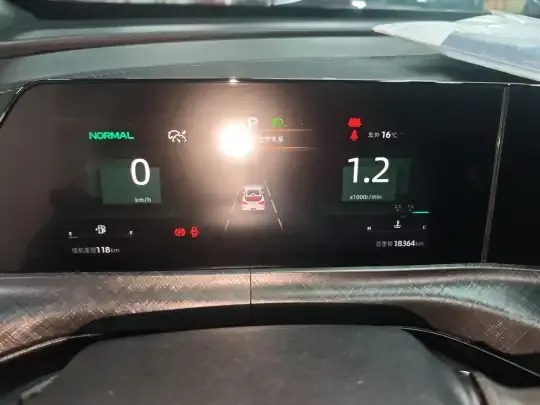 Changan UNI-T 2022 (18400 км)