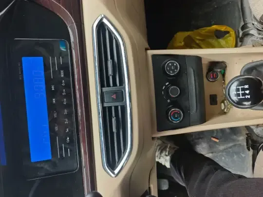 CHANGAN KUAYUE Xing V5 2021 (30800 км)