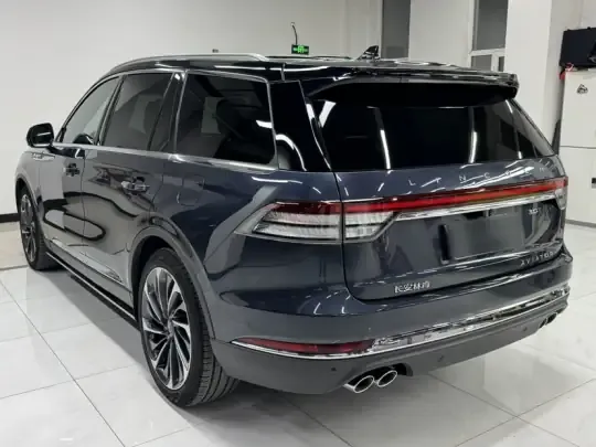 Lincoln Aviator 2021 (64300 км)