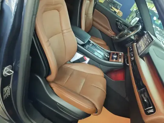 Lincoln Aviator 2021 (98100 км)
