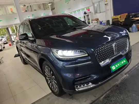 Lincoln Aviator 2021 (98100 км)