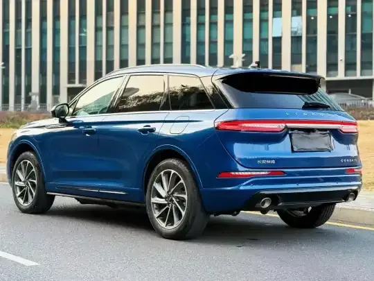 Lincoln Corsair New Energy 2021 (14300 км)