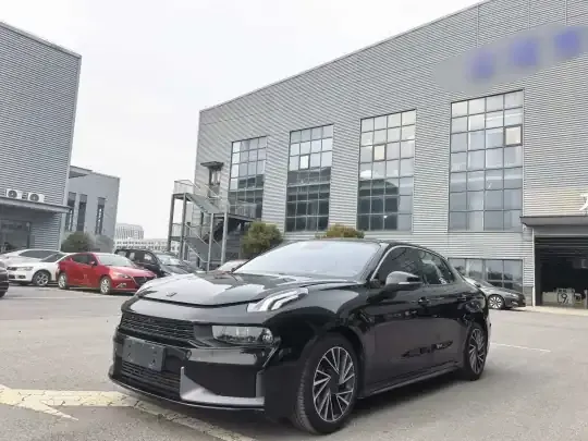 Lynk & Co 03 2022 (72800 км)