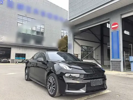 Lynk & Co 03 2022 (72800 км)
