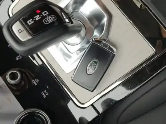 Land Rover Range Evoque New Energy 2021 (67800 км)