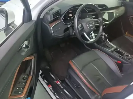Audi Q3 2022 (36900 км)