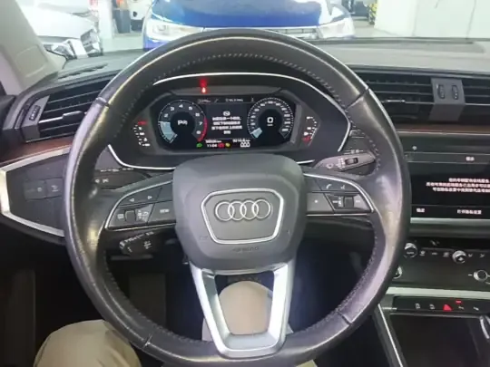 Audi Q3 2022 (36900 км)