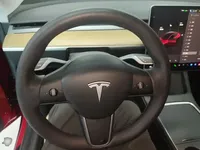Tesla Model Y 2021 (41800 км)