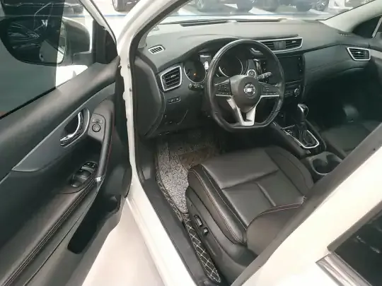 Nissan Qashqai 2022 (34300 км)