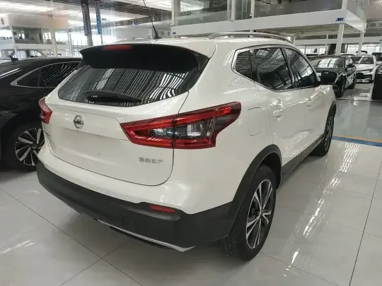 Nissan Qashqai 2022 (34300 км)