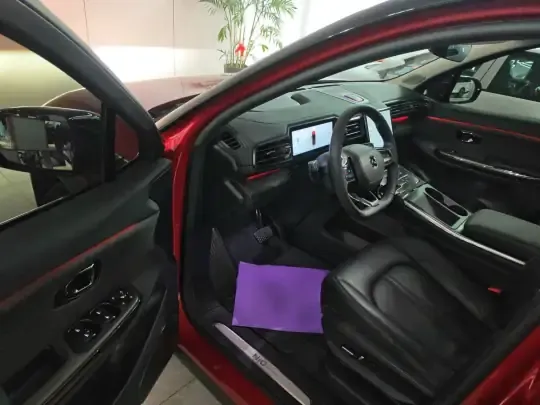 Nio ES6 2020 (95200 км)