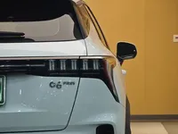Lynk & Co 06 EM-P 2022 (30200 км)