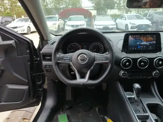 Nissan Sylphy 2022 (25200 км)