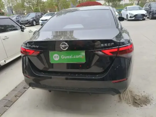 Nissan Sylphy 2022 (25200 км)