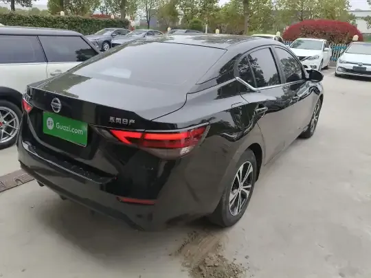 Nissan Sylphy 2022 (25200 км)