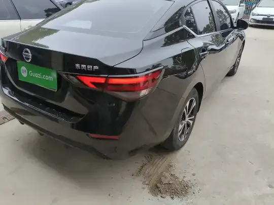 Nissan Sylphy 2022 (25200 км)
