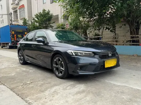 Honda Civic 2022 (35900 км)
