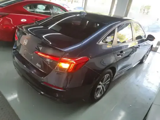 Honda Civic 2022 (9600 км)