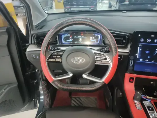 Hyundai Custo 2021 (21900 км)