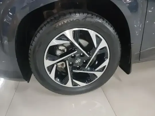 Hyundai Custo 2021 (21900 км)