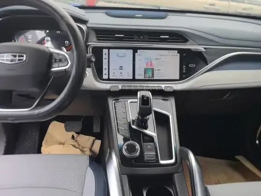Geely Auto Emgrand X7 Sport 2022 (63700 км)