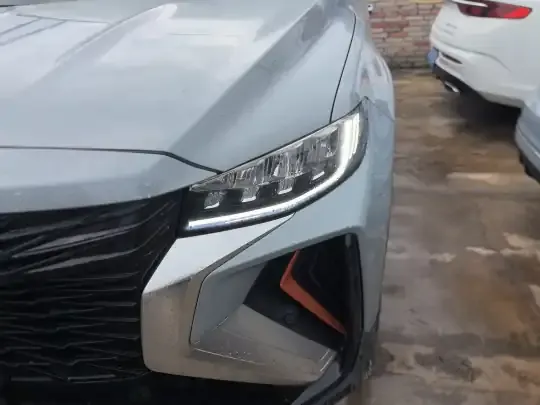 Geely Auto Emgrand X7 Sport 2022 (63700 км)