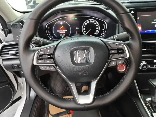 Honda Accord 2022 (17100 км)
