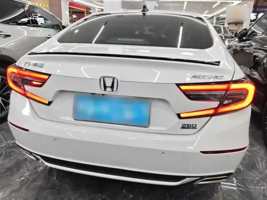 Honda Accord 2022 (17100 км)