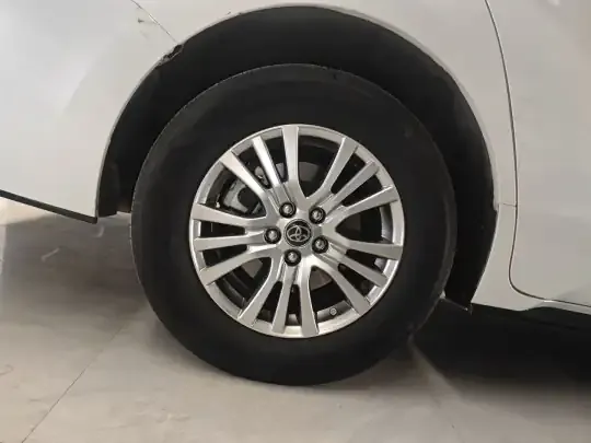 Toyota SIENNA 2021 (73500 км)