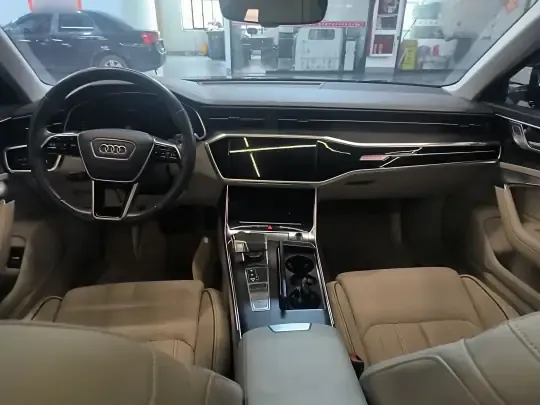 Audi A6L 2022 (119500 км)