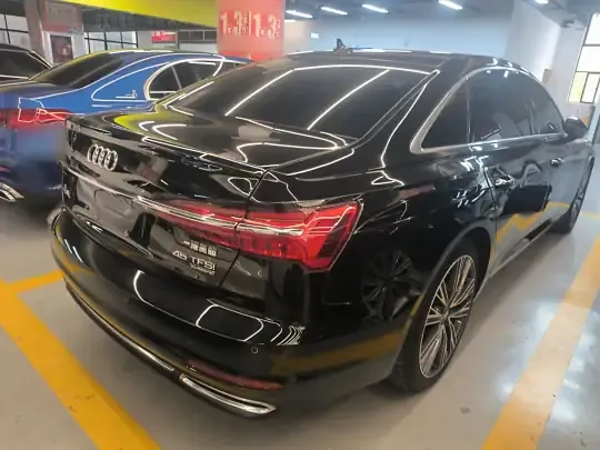 Audi A6L 2022 (119500 км)