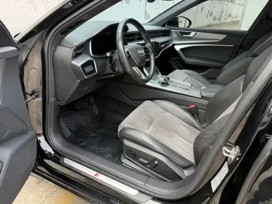 Audi A6L 2022 (96200 км)