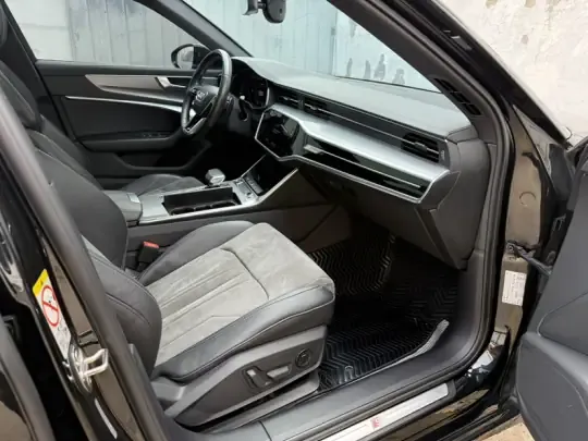 Audi A6L 2022 (96200 км)