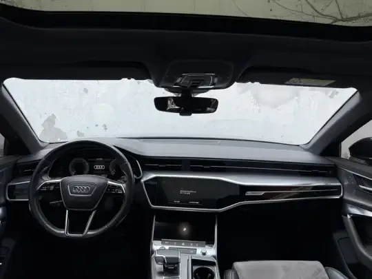 Audi A6L 2022 (96200 км)