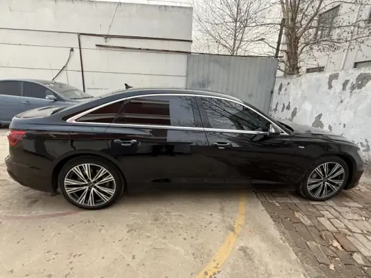 Audi A6L 2022 (96200 км)