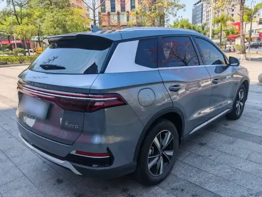BYD Song Pro New Energy 2022 (31800 км)