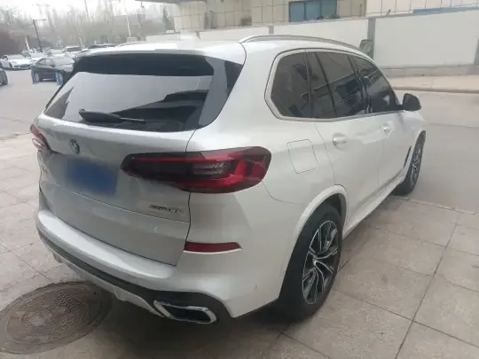 BMW X5 2022 (41600 км)