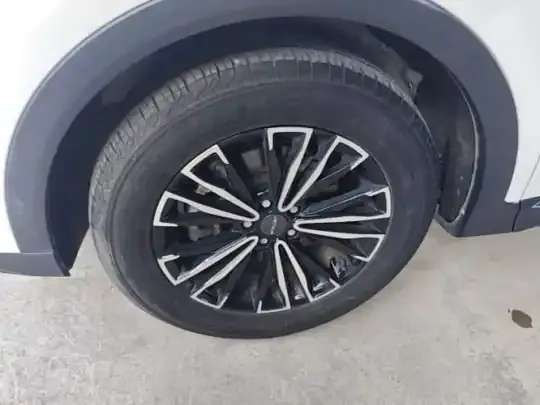 JETOUR X70 PLUS 2021 (34100 км)