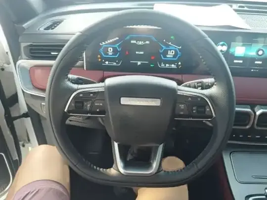 JETOUR X70 PLUS 2021 (34100 км)