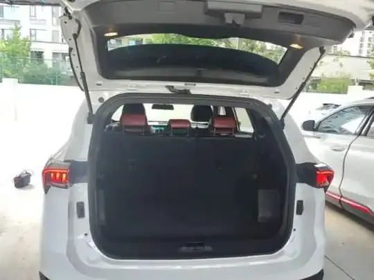 JETOUR X70 PLUS 2021 (34100 км)